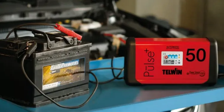 Зарядное устройство PULSE 50  6V/12V/24V Telwin купить в Перми