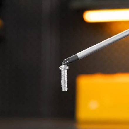 Отвертка, PH2х150 мм, S2, 3к рукоятка Denzel 121807 купить в Перми