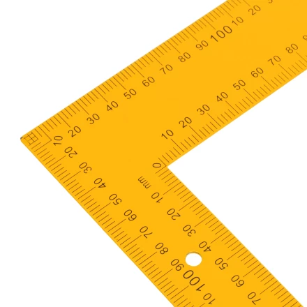 Угольник стальной, 400 х 600 мм Denzel 32389 купить в Перми