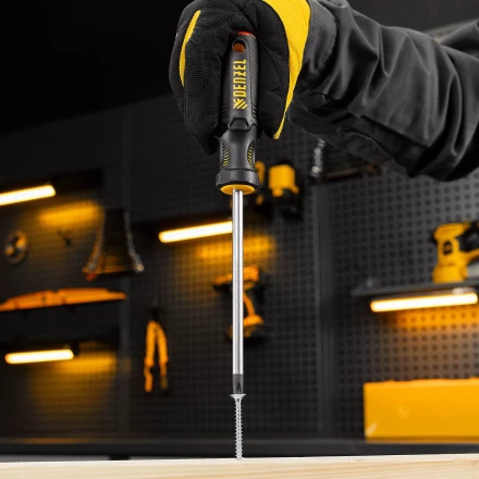 Отвертка Denzel, PH3х150 мм, S2, 3к рукоятка, 121847 купить в Перми