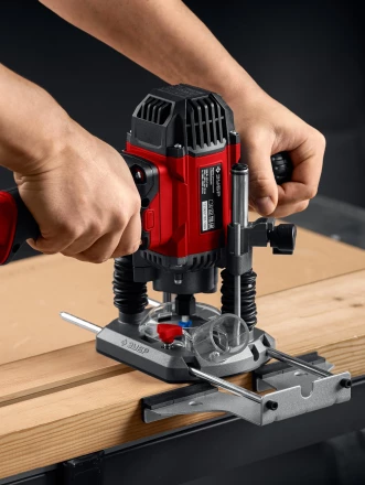 ЗУБР 1200 Вт, 50 мм, универсальный фрезер (ФМР-1250) купить в Перми