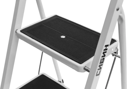 Лестница-стремянка СИБИН стальная c широкими ступенями, 2 ступени 38807-02 купить в Перми