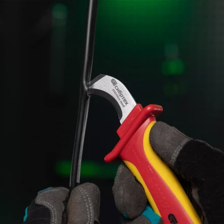 Нож диэлектрический Сибртех до 1000 В, для снятия оплетки электрокабелей 78808 купить в Перми