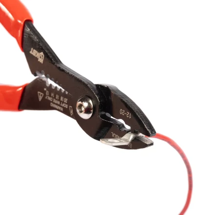 Многофункциональный стриппер КВТ WS-01A для снятия изоляции с проводов 0.5–4.0 мм (102403) купить в Перми