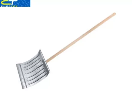 Лопата снеговая 430 х 370 мм с черенком алюм. полотно стальная окантовка  СИБРТЕХ Россия 61582 купить в Перми