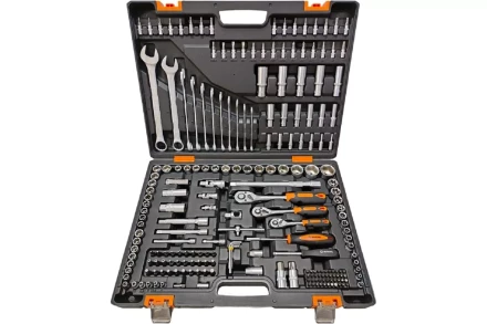 Набор инструментов, 1/2&quot;, 1/4&quot;, CrV, в кейсе 216 предм Вихрь 73/6/7/12 купить в Перми