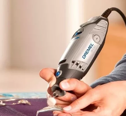 Многофункциональный инструмент 3000 S Xmas 2017 Dremel купить в Перми