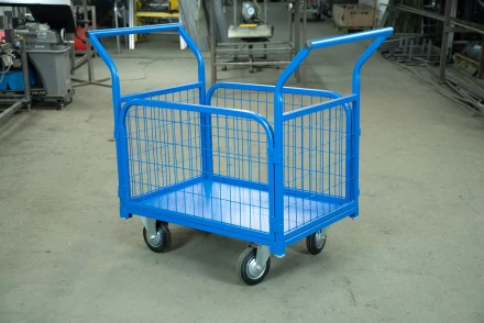 Тележка платформенная TOR ТП-2С (600х900) с бортами из сетки и двумя ручками (колеса 160 мм) 1012414 купить в Перми