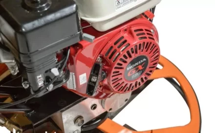 Заглаживающая машина для бетона VSCG-600 двигатель Lifan лопасти  диск  600мм VEKTOR купить в Перми