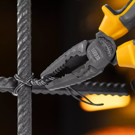 Плоскогубцы комбинированные 165 мм Denzel 17080, трехкомпонентные рукоятки купить в Перми