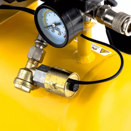 Компрессор безмаслянный Denzel DLS650/10 малошумный 58021 купить в Перми