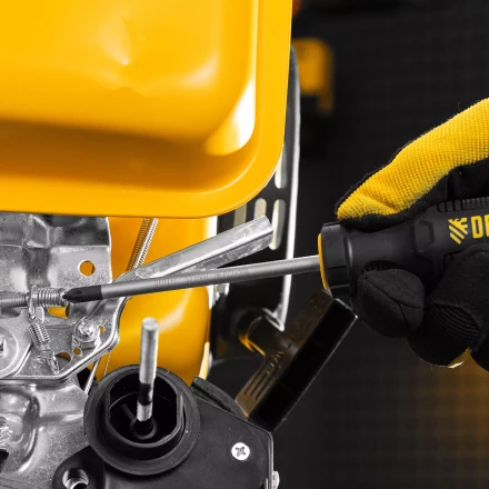 Отвертка, PZ2x100 мм, S2, 3к рукоятка Denzel 122077 купить в Перми