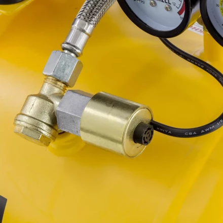 Компрессор безмаслянный Denzel DLS950/24 малошумный 58026 купить в Перми