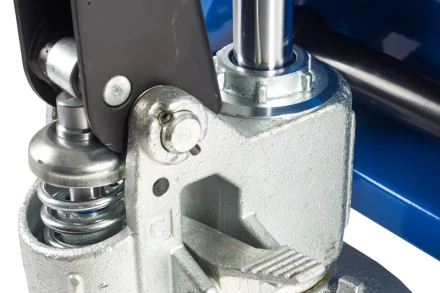 Тележка гидравлическая 2500 кг 1150 мм полиуретановые колеса TOR RHP 11825 купить в Перми