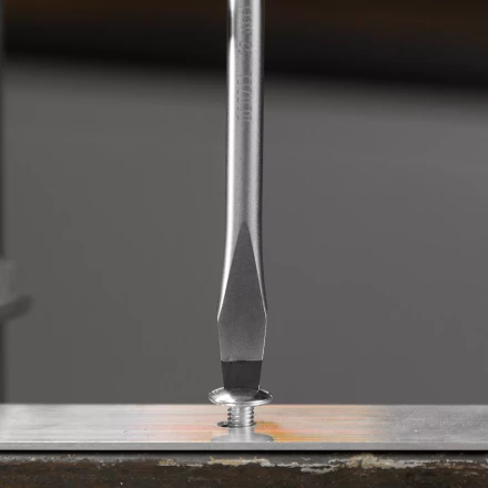 Набор отверток на полке Denzel, 8 шт., PH+SL, S2, 3к рукоятка, 122137 купить в Перми