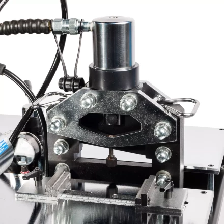 Стол КВТ СШО-150 NEO с комплектом шинообрабатывающего оборудования для шин до 150 мм (85683) купить в Перми