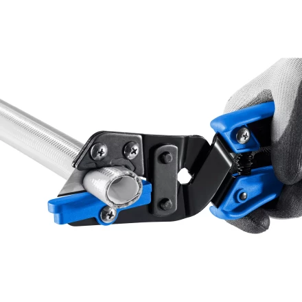 ЗУБР Универсал, для пластмассовых и резиновых профилей, угловые ножницы со сменным трапециевидным лезвием, Профессионал (23371) купить в Перми