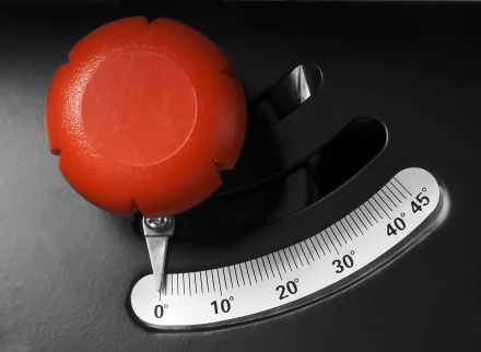 Пила ЗУБР настольная, 205х30х2,5мм, 2950об/мин, 1000Вт ЗПДС-205-1000 купить в Перми