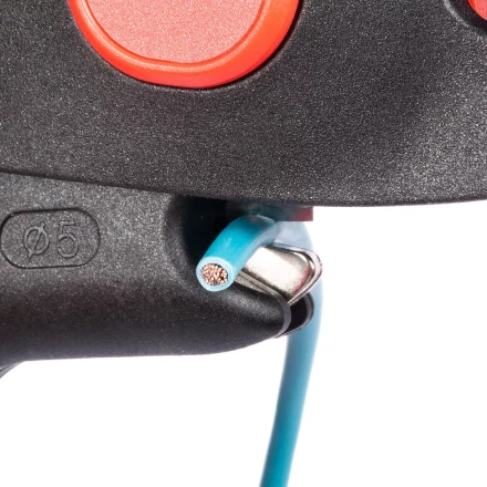 Автоматический торцевой стриппер КВТ WS-16 для снятия изоляции с проводов 0.5–6.0 мм с функцией резки (90987) купить в Перми