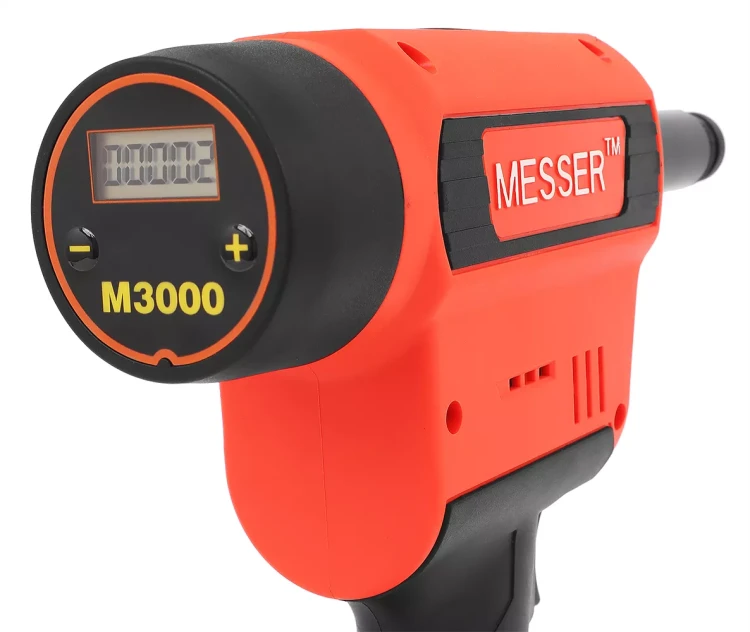 Аккумуляторный резьбовой заклепочник Messer M3000 с электронной системой настройки сжатия и счетчиком купить в Перми