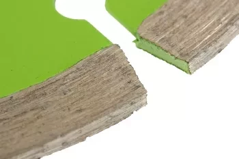 Диск алмазный отрезной сегментный, 125 х 22,2 мм, сухая резка  СИБРТЕХ 731017 купить в Перми