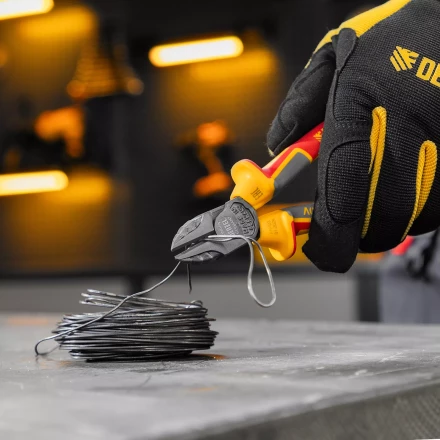 Бокорезы, диэлектрические рукоятки Denzel 17788, до 1000 В, трехкомпонентные рукоятки, 160 мм купить в Перми