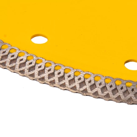 Диск алмазный отрезной 230 х 22,2мм, сплошной, супертонкий, горячий пресс, сухой/мокрый рез// Denzel 73074 купить в Перми