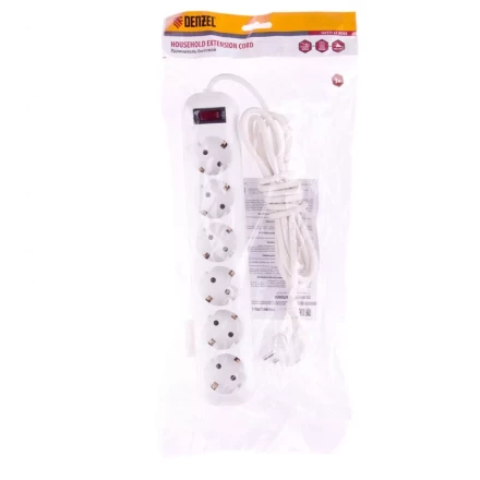 Удлинитель бытовой с заземлением и выключателем 3 м 6 розеток 10 A серия УХз10 Denzel 95981 купить в Перми
