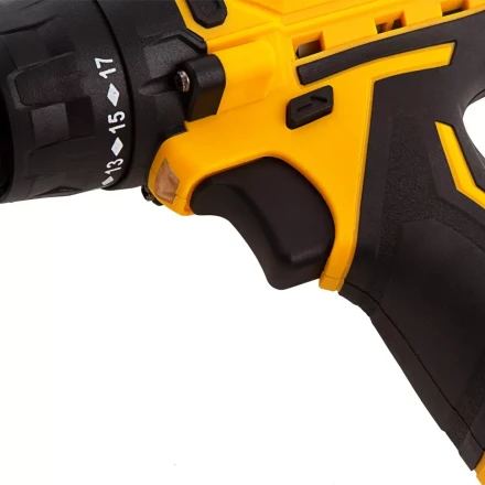 Дрель-шуруповерт аккумуляторная CDL-12CB, Li-Ion, 12 В, 1 акк.// Denzel 26102 купить в Перми