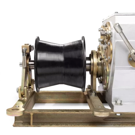 Лебедка тяговая автономная КВТ ЛТА-5 с бензиновым приводом, 5 т (88397) купить в Перми