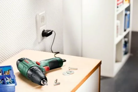 Аккумуляторная дрель BOSCH PSR 1080 LI 1 аккумулятор (0.603.9A2.020) купить в Перми