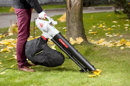 Пылесос ЗУБР садовый электрический, мусоросборник 40л, 2600Вт, 11000 - 15000об/мин, 12м3/мин, 160-270км/ч ЗПСЭ-2600 купить в Перми