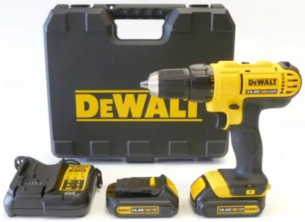 Аккумуляторная дрель DeWalt DCD 734 C2 в кейсе купить в Перми