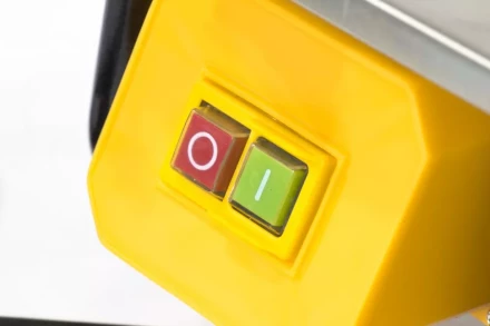 Плиткорез электрический Denzel TCD 180 C-1 96505 купить в Перми