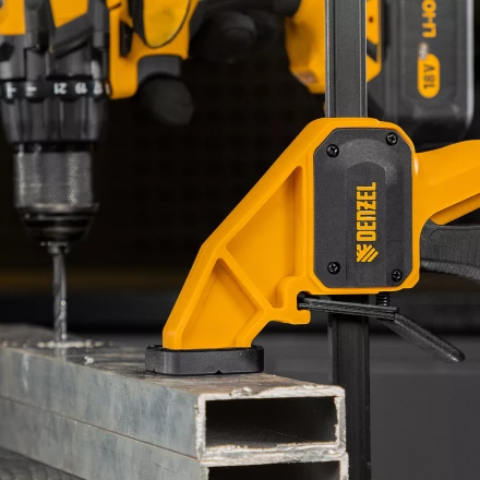 Струбцина F-образная Denzel, быстрозажимная, 600 х 80 мм, усиленный нейлоновый корпус 20508 купить в Перми