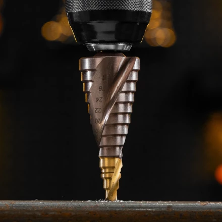 Сверло ступенчатое Denzel 723614, 6-8-10-12-14-16-18-20-22-24-26-28-30мм, Р6М5К5, 6-гр. хвостовик купить в Перми