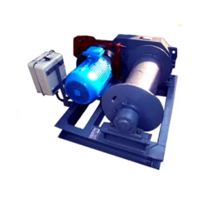 Лебедка тяговая ТЭЛ-3,2 г/п 3200 кг Н-250 м (без каната) 114326 купить в Перми