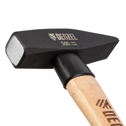 Молоток слесарный, 500 г Denzel, кованый квадратный боек, буковая рукоятка, 10429 купить в Перми