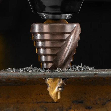 Сверло ступенчатое Denzel 723615, 9-12-15-18-21-24-27-30-33-36 мм, Р6М5К5, 6-гр. хвостовик купить в Перми