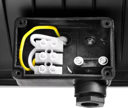 Прожектор STAYER &quot;MASTER&quot; MAXLight галогенный, с дугой крепления под установку, черный, 1000Вт 57105-B купить в Перми