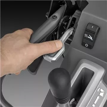 Гусеничный бензиновый снегоуборщик Husqvarna ST 424T купить в Перми