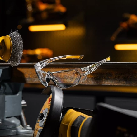 Очки защитные открытые Denzel 89198, поликарбонатные, прозрачная линза купить в Перми