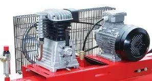 Компрессор масляный поршневой ременной В 5200В/200 СТ4 Fubag купить в Перми