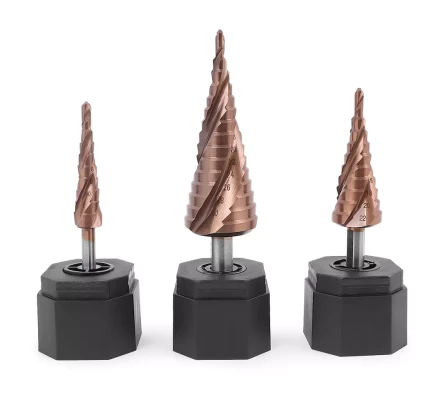 Ступенчатое сверло MESSER HSS CO  4-22х10 с кобальтовым покрытием и тремя спиральными канавками. купить в Перми