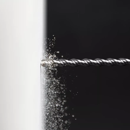 Бур по бетону Denzel, 12 x 600 мм, двойная спираль, три пылеотводящие кромки, 705028 купить в Перми