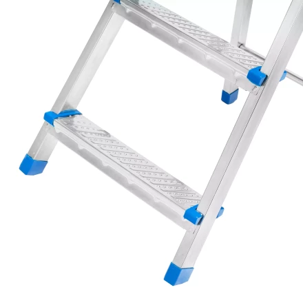 Стремянка, 3 ступени, стальная, оцинкованная Сибртех 97835 купить в Перми