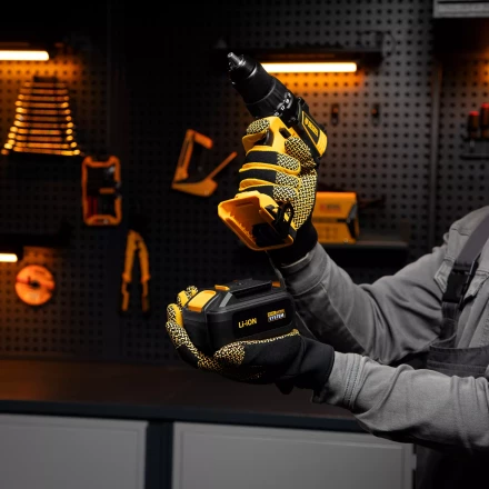 Батарея аккумуляторная Denzel IB-18-4.0, Li-Ion, 18 В, 4.0 А/ч 28434 купить в Перми