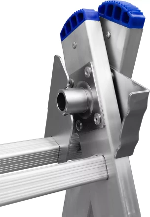 Лестница ЗУБР универсальная, двухсекционная со стабилизатором, 8 ступеней 38821-08 купить в Перми