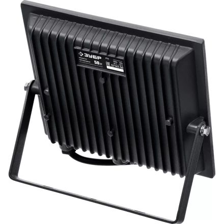 ЗУБР ПСК-50, 50 Вт, 6500 К, IP 65, светодиодный прожектор, Профессионал (57141-50) купить в Перми