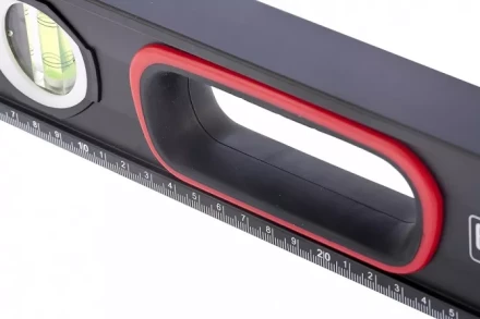 Уровень алюминиевый усиленный 2000 мм MATRIX 2 компонентные рукоятки артикул 34366 купить в Перми